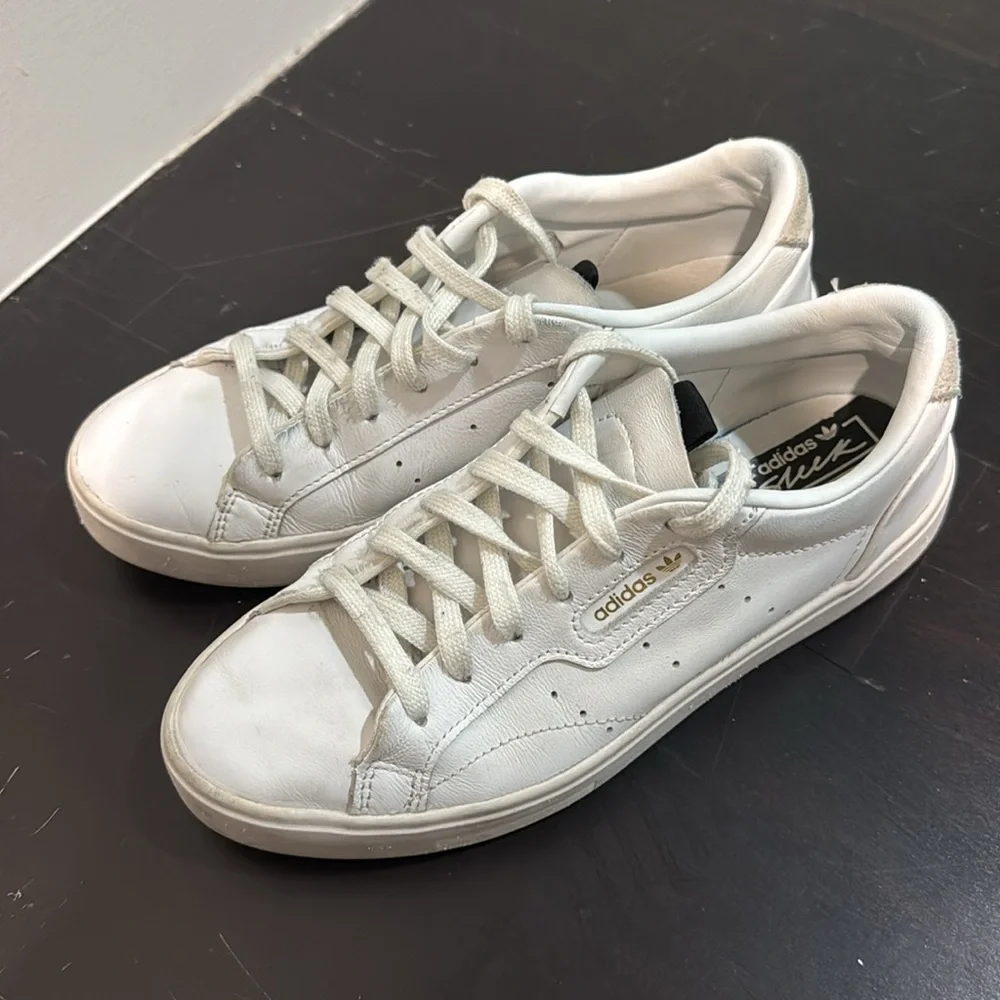 Adidas Sleek white leather sneakers